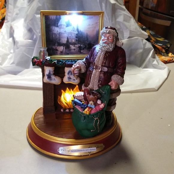 Bradford Exchange "The Light of Christmas" illuminated sculpture by Thomas Kinka - Picture 8 of 9